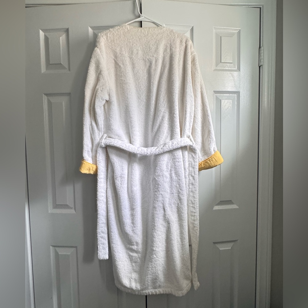 Yves Delorme Paris White Robe with Yellow Trim and Floral Embroidery Sz Med - Picture 2 of 9